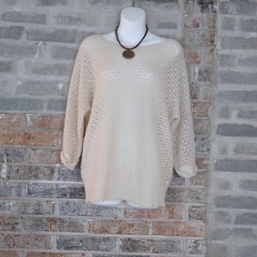 Chicos light sweater